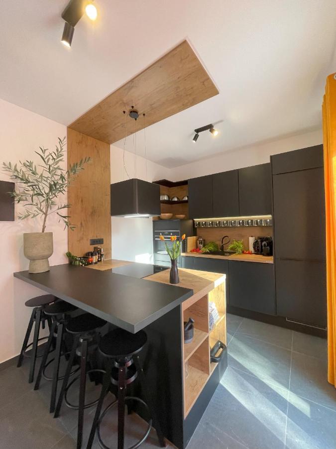 Valkane Beach Apartments Пула Экстерьер фото