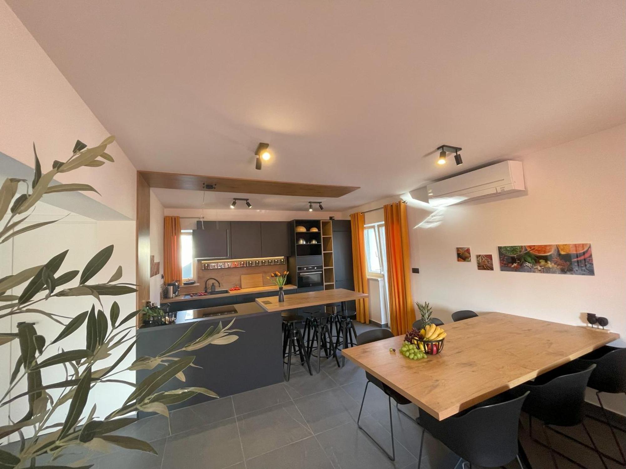 Valkane Beach Apartments Пула Экстерьер фото